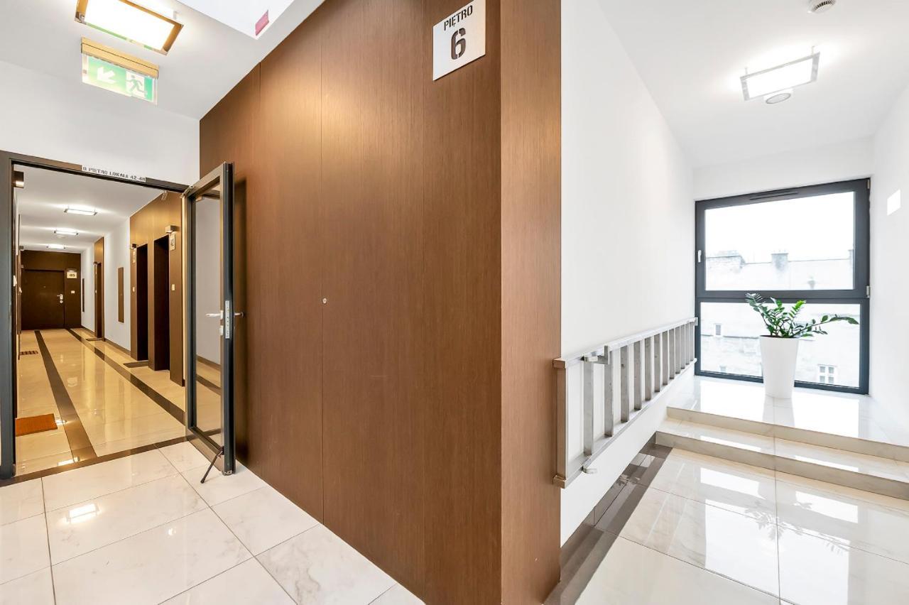Lumina 4-Room Apart With Large Balcony Warschau Buitenkant foto